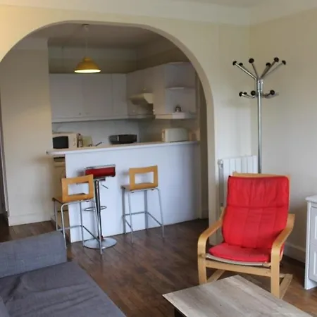 Pleasant South * París